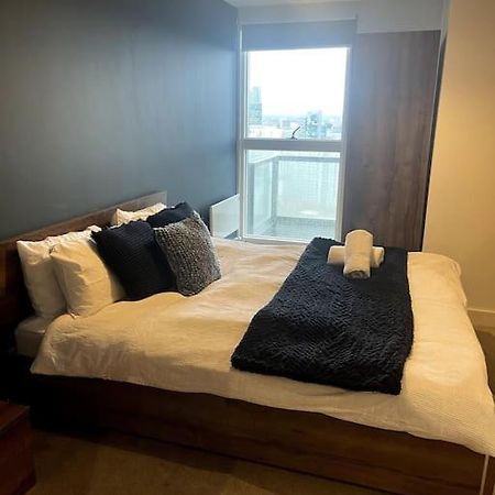 Lovely 2-Bedroom Condo With Balcony Manchester Esterno foto