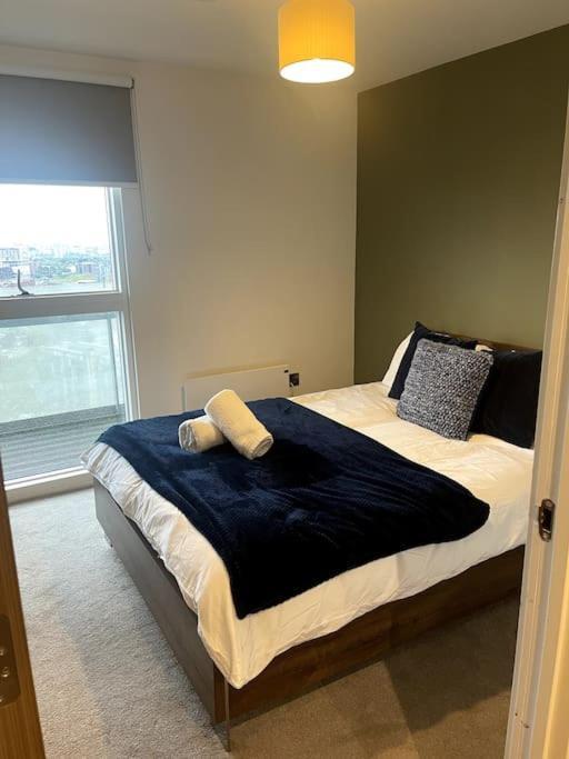 Lovely 2-Bedroom Condo With Balcony Manchester Esterno foto